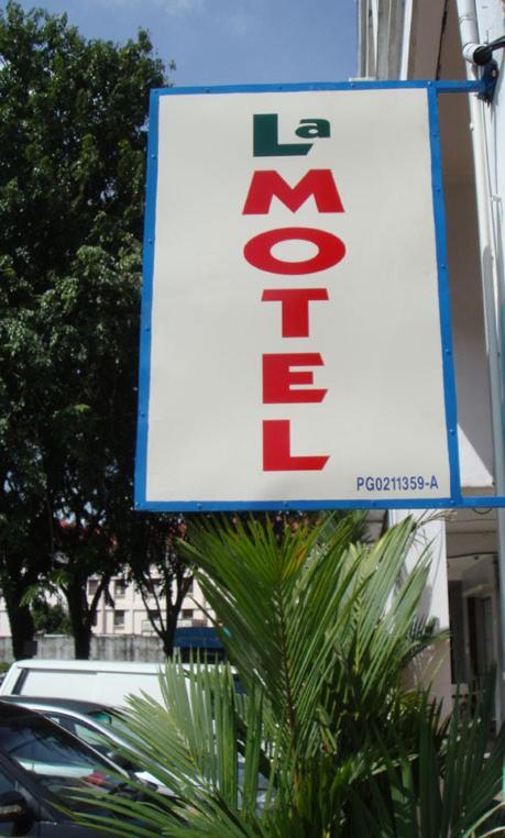 La Motel Сунгай Петани Экстерьер фото